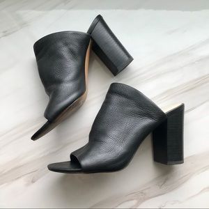 1.State Sloan black mule sandal